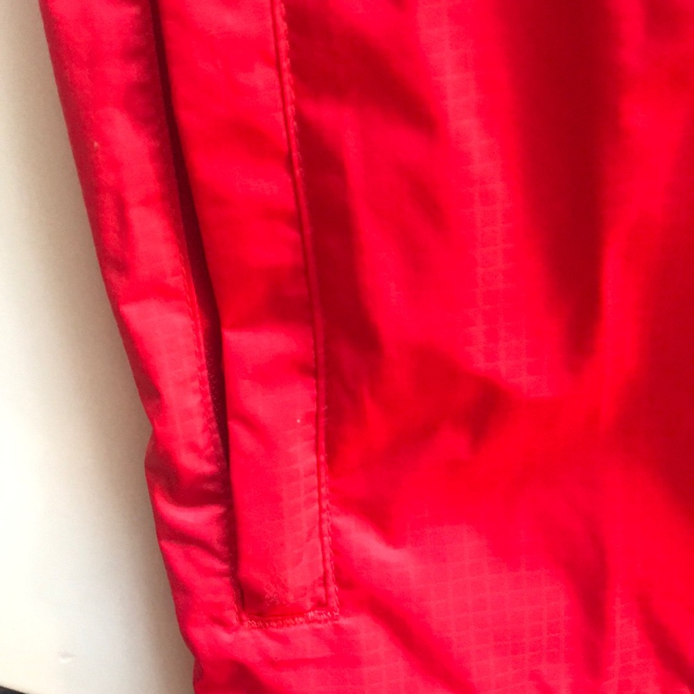 vineyard vines rain coat - Picture 5 of 5